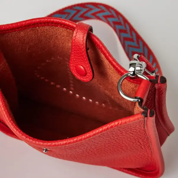 Evelyne leather crossbody bag