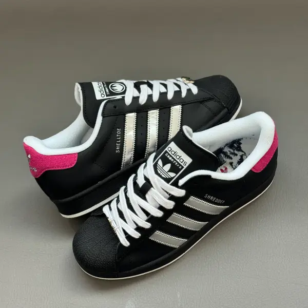 TMNT Shelltoe Shredder - Black / Silver Metallic