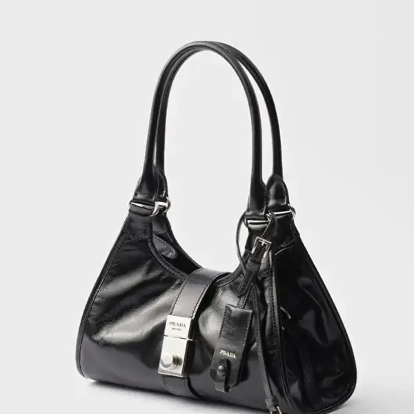 Medium leather tote bag