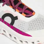 On Cloudmonster Sneaker