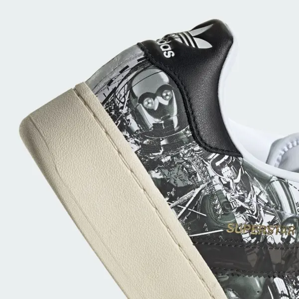 adidas Star Wars Superstar XLG Nanzuka sneakers